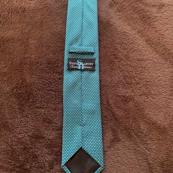 Tie - Picture 3 of 3